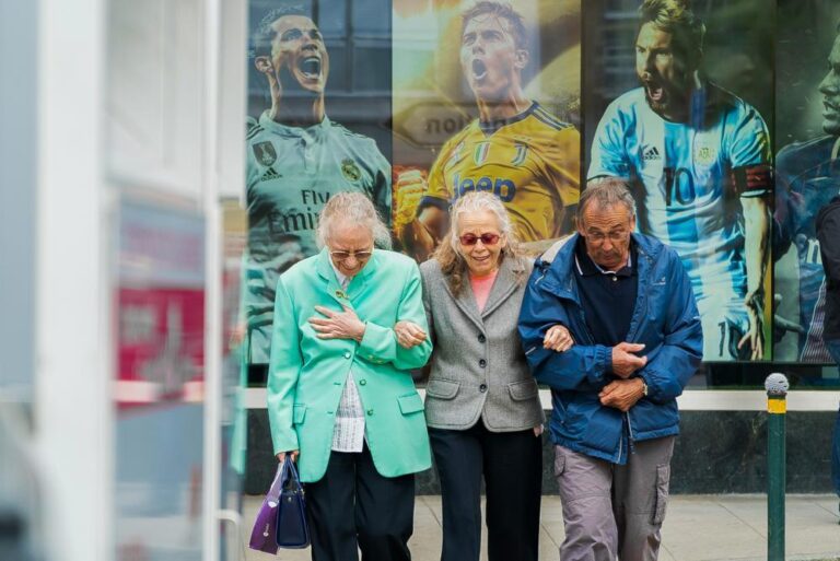 Entrenamiento de Fuerza para Mayores de 50: Mejora tu Salud y Movilidad